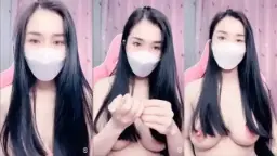 Cantik Banget, Tokek Bulat Montok, Puting Pink Basah Siap Digoyang Live.