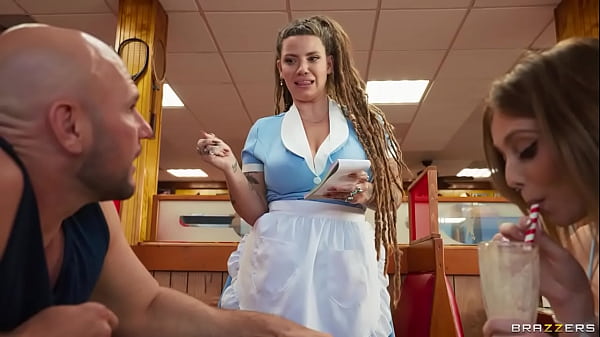 Ngentotin Lucy Foxx Sama Indica Flower Di Brazzers, Masuk Xvpromo Di Situs Resmi Biar Dapet Diskon.