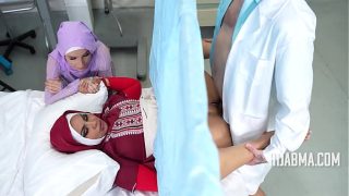 Istrinya Orang Arab Biarin Dokter Hamilin Dia | Hijabma