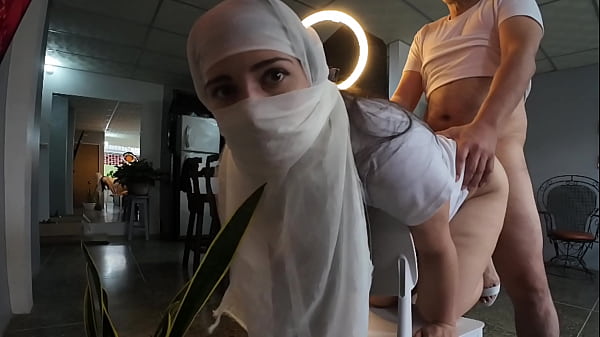 Bokep Jilbab Hot, Ngentot Brutal Sampe Crot Di Pantat, Enak Banget