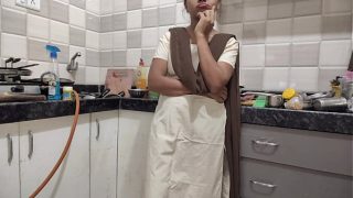 Desi Cewek Abis Pulang Kuliah Langsung Digenjot Sama Abang Tiri, Suara Crotannya Bikin Basah.