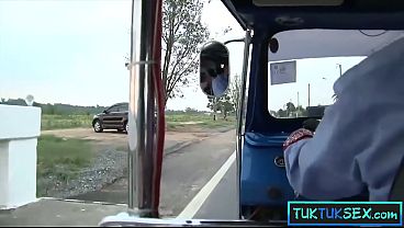 Ibu-ibu Thailand Amatir Digetok Di Pinggir Jalan, Langsung Dibawa Jalan-jalan Panas.