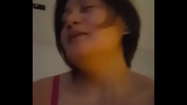 Tante Suci Di Hotel Ritzcarlton, Ngegas Pakai Stokin Jaring Sambil Nungging Di Ranjang.