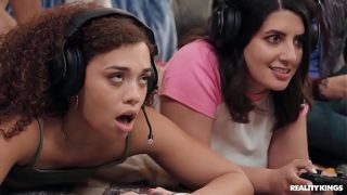 Mode Co-op Ngentot Buat Cewek Gamer / Raja-raja Realita, Mainin Pussy Sampe Crottt