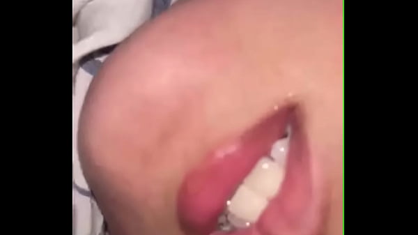 Bokep Indo Tante Minta Pijit, Badannya Pegel, Minta Digaruk-garuk Biar Makin Basah