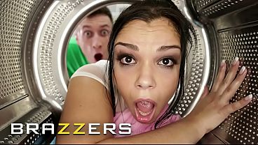 Brazzers – Cewek-cewek Macet Situasi Seru Berujung Ngentot Panas Di Kompilasi Bintang Paling Hot