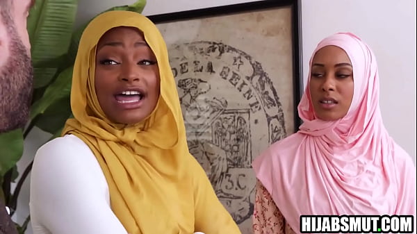 Bokep Stepdad Ngewein Hijab Abg, Stepmom Megangin Sambil Nonton