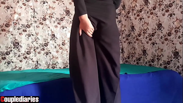 Istri Hijab Arab Lagi Sange, Manggil Selingkuhannya