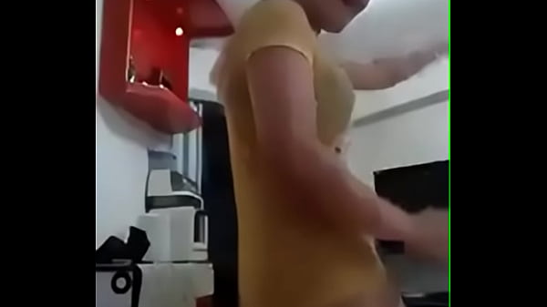 Nih Cewek Indonesia Bikin Panas, Crot Sampe Becek.
