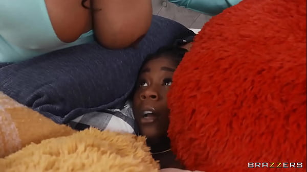 Ngentot Bantal, Cewek Nakal Sangean Ngehamster Threesome / Brazzers / Full Video Download Di Https://zzfull.com/haz
