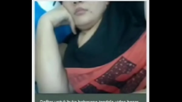 Camfrog Indonesia Rena Dj Part 2.1 – Goyangin Tubuh Mulus Sampai Basah, Bikin Muncrat!