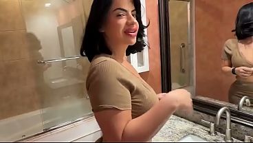 Ibu Tiri Latin Montok Pengen Ngewe, Lissa Aires, Fantasi Rumah Tangga, Scott Stark Bikin Basah.