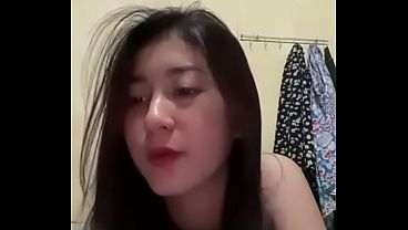 Cewek Live Bikin Makin Pengen Lihat, Goyangannya Bikin Ngilu