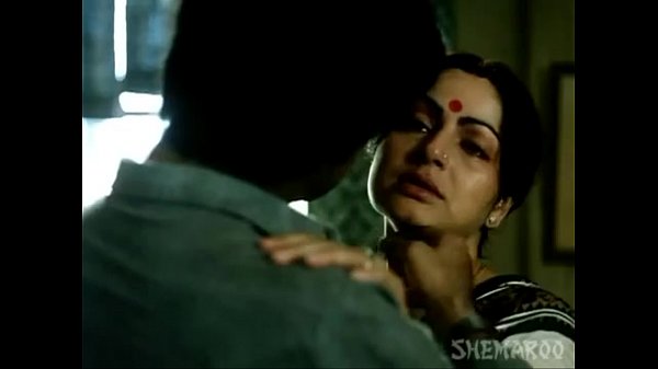 Rakhee Ngewe Panas Di Paroma – Film Hindi Klasik (360p)