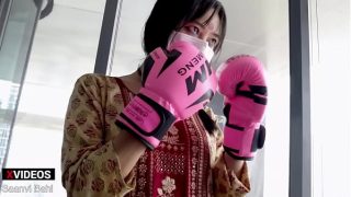 Gadis Petarung Ufc Desi Pukul Kayak Ahli, Bikin Misteri Badan Bergoyang