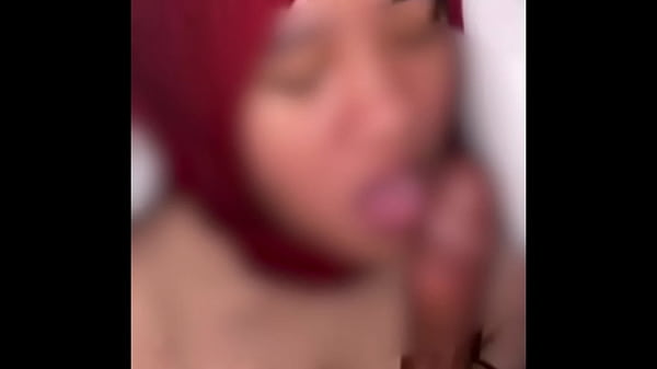 Bokep Indo Ngentot Memek Sempit, Kontol Gede Tembakin Dalem Jilbab Merah Basah
