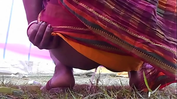 Desi Bulu Becek Sange Ngocok Sampai Muncrat
