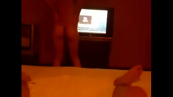 Cewek China Pamer Body Hot Di Video Panas