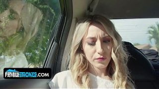 Nikmatin Bareng Vivianne Desilva Montok & Sophia Manis, Kontol Dobel Puas Di Threesome Panas.
