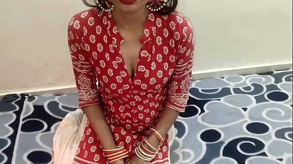 Desi Indian Village Bhabhi Ne Parlour Officer Ko Rishwat Na Dene Par Apni Gaand Marwa Di, Xxx Hd Hindi Audio Mein