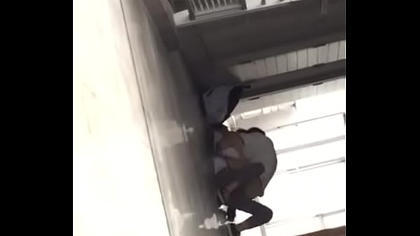 华师走廊干到腿软，湿透校服呻吟连连