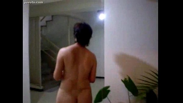Bokep China Tua, Pantat Montok Siram Tanaman