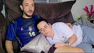 Irmã Tiri Digoda Abang Tiri Sambil Nonton Bola, Makin Panas Pas Timnas Brasil Main